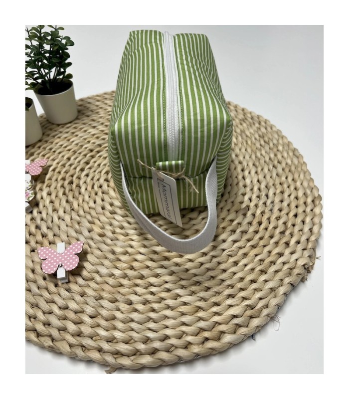 NECESER RAYAS VERDES